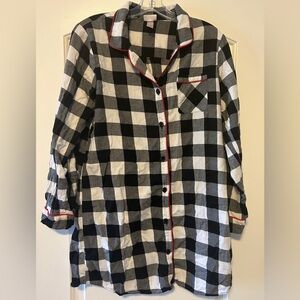 Black and White Checkered Sleepshirt - M